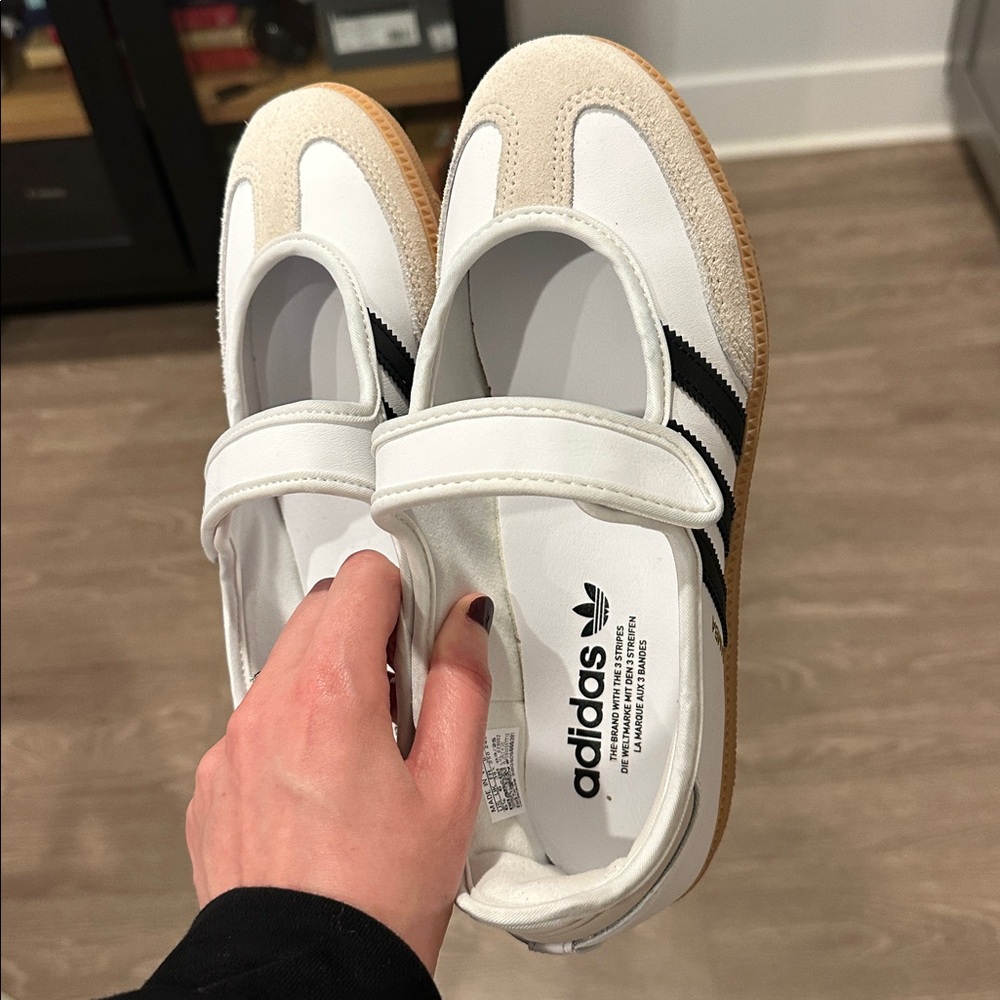 Adidas Samba Mary Jane’s - kids 6.5/women’s 8